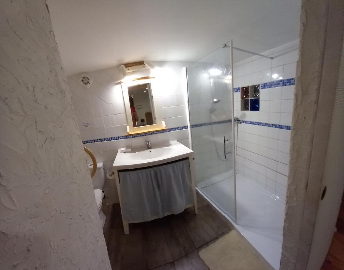 Les Cedres Bleus De Joany Hotel Viviez Exterior photo